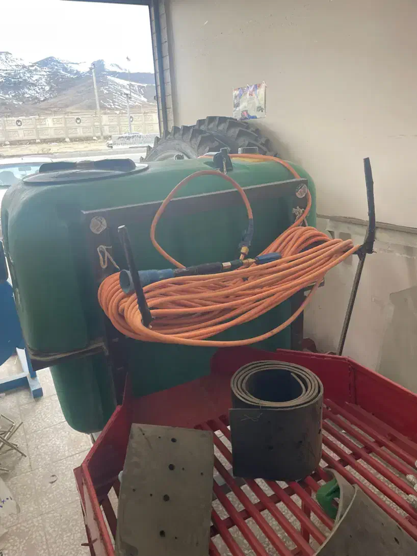 سمپاش ۶۰۰ لیتری درحد صفر