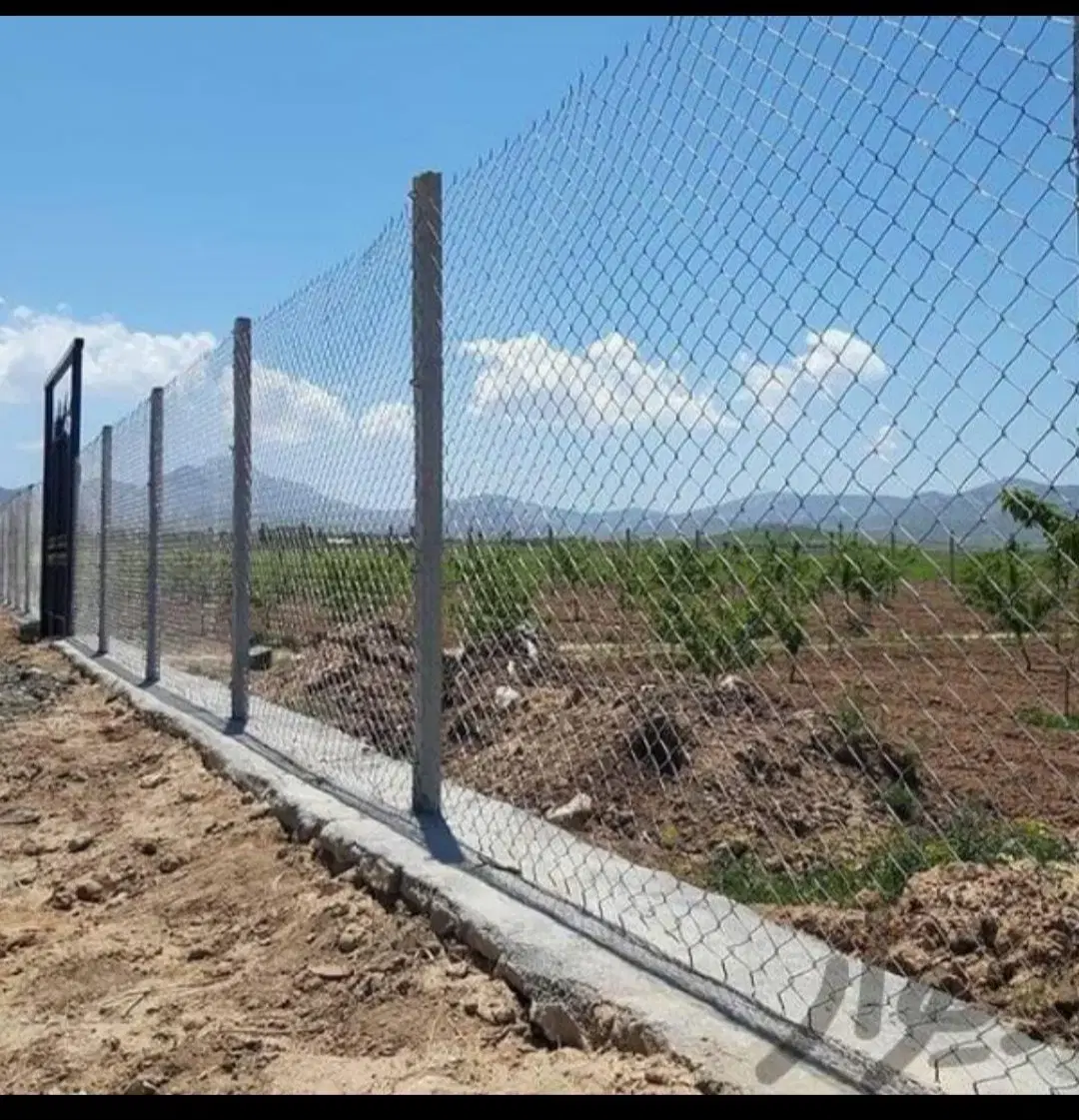 خدمات باغبانی. فنس کشی. چاله کنی. دیوار کشی